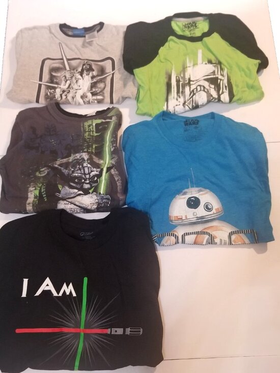 Other - Star Wars Lot of 5 Graphic T-Shirts Medium Multicolored 3 Kids 2 Adult Sizes